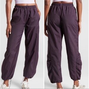 Athleta NWT Grace Warm Up Pant Windbreaker Eggplant Purple Womens Size 3X
